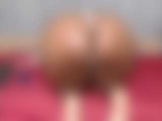 Live cam show with SweetJoy696 - Ass Clapping on studioflirtlive.com