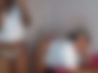 Live cam show with SweetJoy696 - Average on madthumbs