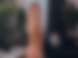 Live cam show with IleenWyrosdick - Blue Eyes on chickslive.net