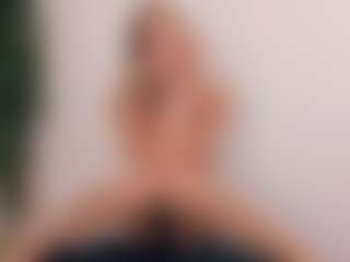 Live cam show with IleenWyrosdick - Blonde Hair on Camsoda.co