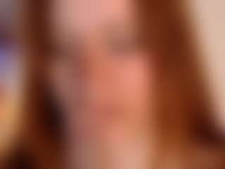 Live cam show with Killy-Merrot - Skinny on chickslive.net