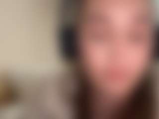 Live cam show with Kate - Butt Plug on Strip Flash - Live Sex Shows
