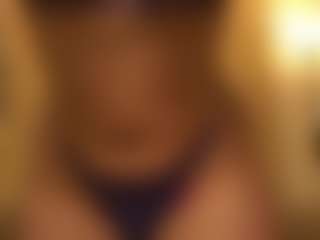 Live cam show with Nana-snow - Normal on Camsoda