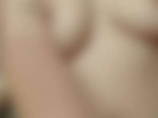 Live cam show with Nana-snow - Brown Hair on Hubzter Live