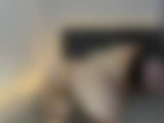 Live cam show with Nana-snow - Ass Bouncing on AdultVida.com