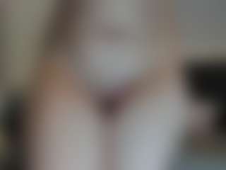 Nana-snow's Live Sex Cam Show