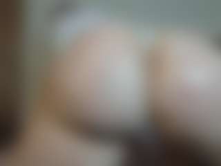 Nana-snow's Live Sex Cam Show