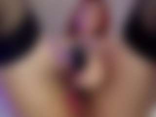 Live cam show with RosalieVittoria - Joi on CamwithHer