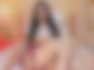 Live cam show with AitanaNoa - Camel Toe on Camming Site