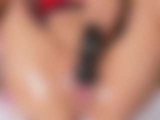 Live cam show with AitanaNoa - Skinny on Camsoda