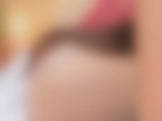 Live cam show with AitanaNoa - Camel Toe on liverealitysex.com