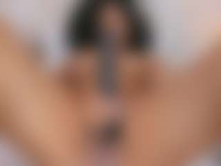 Live cam show with Alyssahouston - Ebony on Hubzter Live | colombia