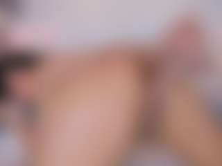Live cam show with Alyssahouston - Ebony on Camsoda | colombia