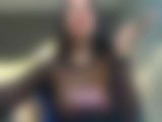 Live cam show with Candy-Sky-R - Public on Camming Site