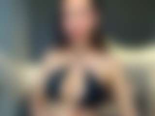 Live cam show with Candy-Sky-R - Erotic Dance on fapnchat