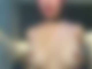 Candy-Sky-R's Live Sex Cam Show