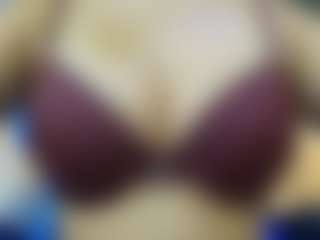 Candy-Sky-R's Live Sex Cam Show