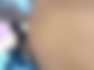 Live cam show with Candy-Sky-R - Cowgirl on AdultVida.com