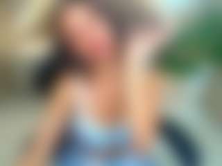 Live cam show with Candy-Sky-R - Hairy Pussy Brown Hair on Soda Cam