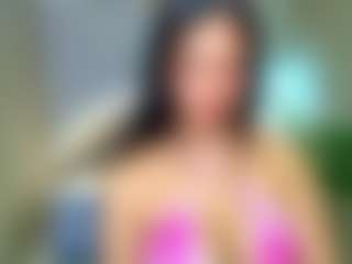 Live cam show with Candy-Sky-R - Bikini on Milfs Live