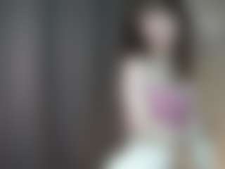 Live cam show with GladisBelousson - No Smoking on SquirtSoMuch