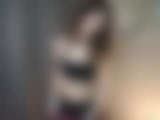 Live cam show with GladisBelousson - No Smoking on googirlz