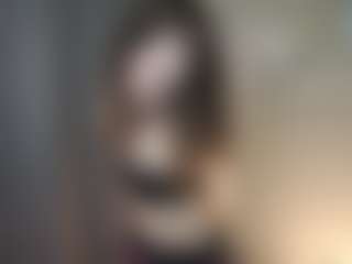 Live cam show with GladisBelousson - White on xDating | united states