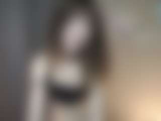 Live cam show with GladisBelousson - Spank on xDating