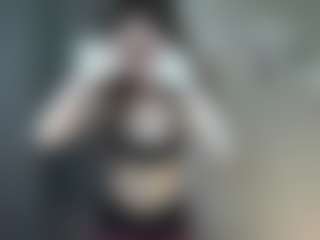Live cam show with GladisBelousson - Hot on Pornisteam.com