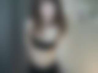 Live cam show with GladisBelousson - Green Eyes on fapnchat