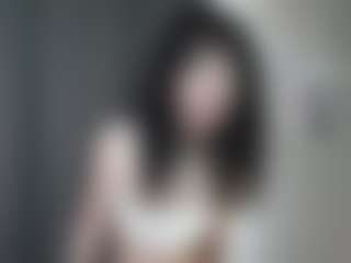 Live cam show with GladisBelousson - Moaning on livesuperchat.net