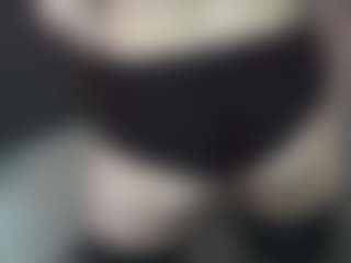 Live cam show with GladisBelousson - Dirty Talk on luckytryst.com