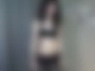 Live cam show with GladisBelousson - Young Adult on chickslive.net