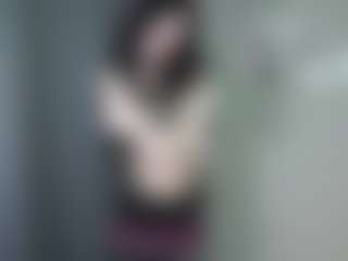 Live cam show with GladisBelousson - Moaning on slutload
