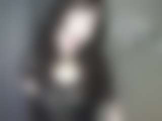 Live cam show with GladisBelousson - Teen (18+) on milfzrlive.com