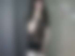 Live cam show with GladisBelousson - Teen (18+) on SpunkLive