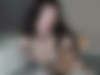 Live cam show with GladisBelousson - Teen (18+) on Camsoda