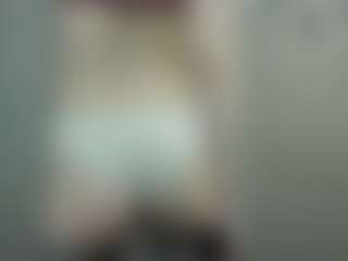 Live cam show with GladisBelousson - Skinny on nudelive.tv