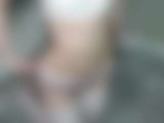 GladisBelousson's Live Sex Cam Show