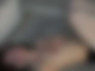 Live cam show with GladisBelousson - Camel Toe on Camsoda
