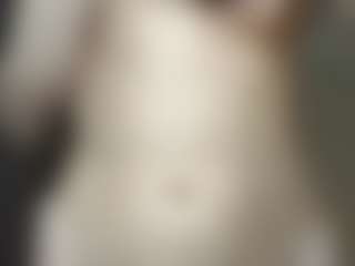 Live cam show with GladisBelousson - Teen (18+) on Camsoda