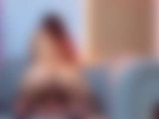 Live cam show with Lola-Roses-Tf - Spank Red Hair on AdultVida.com