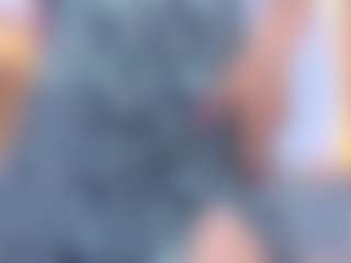 Spettacolo in cam dal vivo con Lola-Roses-Tf - Facial su Camsoda