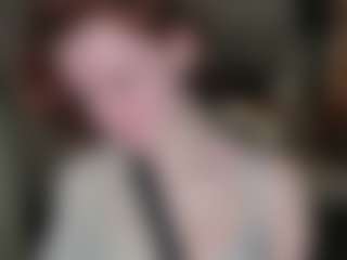 Live cam show with Pixiee21 - Green Eyes on SquirtSoMuch