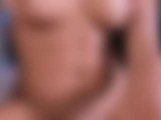 suzysuzza's Live Sex Cam Show