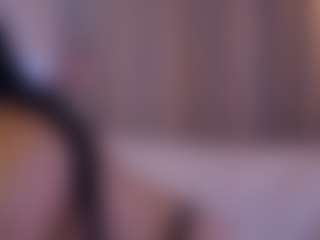 Live cam show with TabathaHaltom - Striptease on Pornisteam.com