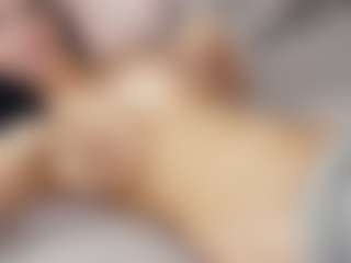 Live cam show with TabathaHaltom - Upskirt on WildCum