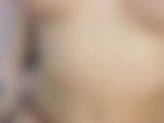 Live cam show with TabathaHaltom - Upskirt on Soda Cam