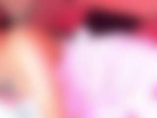 Live cam show with EvaLanie - Average on Camsoda
