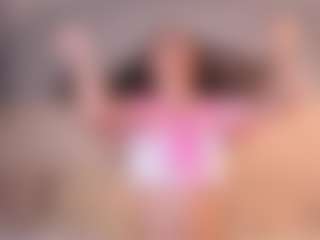 Live cam show with Sofia - Green Eyes on Milf Play